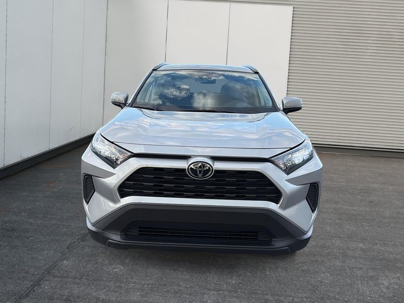 Toyota RAV4 LE 2021 Sièges chauffants - Apple Car Play