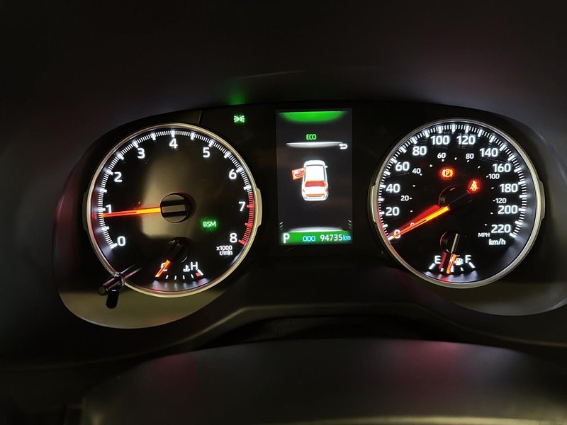 2021 Toyota RAV4 LE AWD + CARPLAY + HEATED SEATS