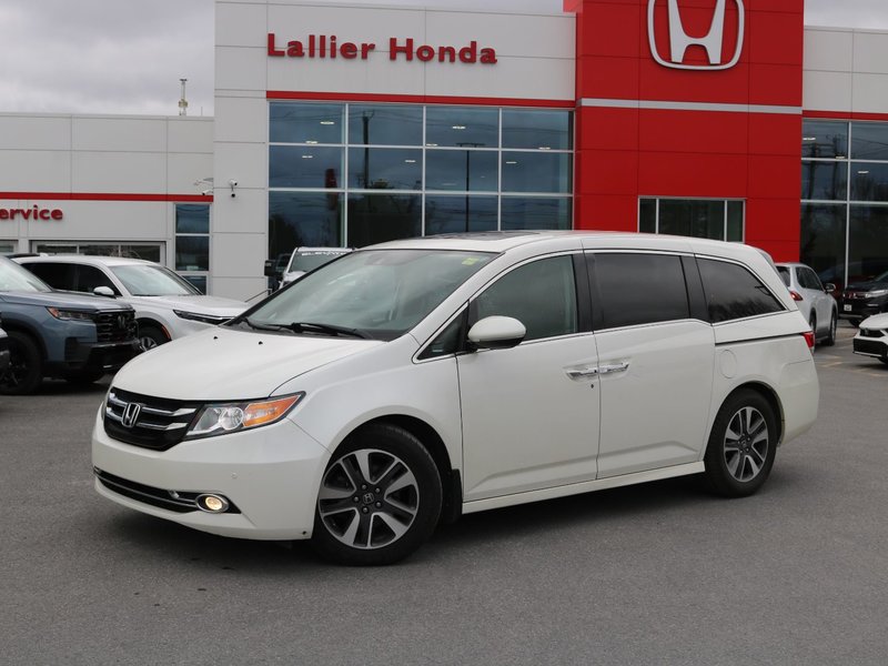 2015 Honda Odyssey Touring w/RES & Navi in Gatineau, Quebec