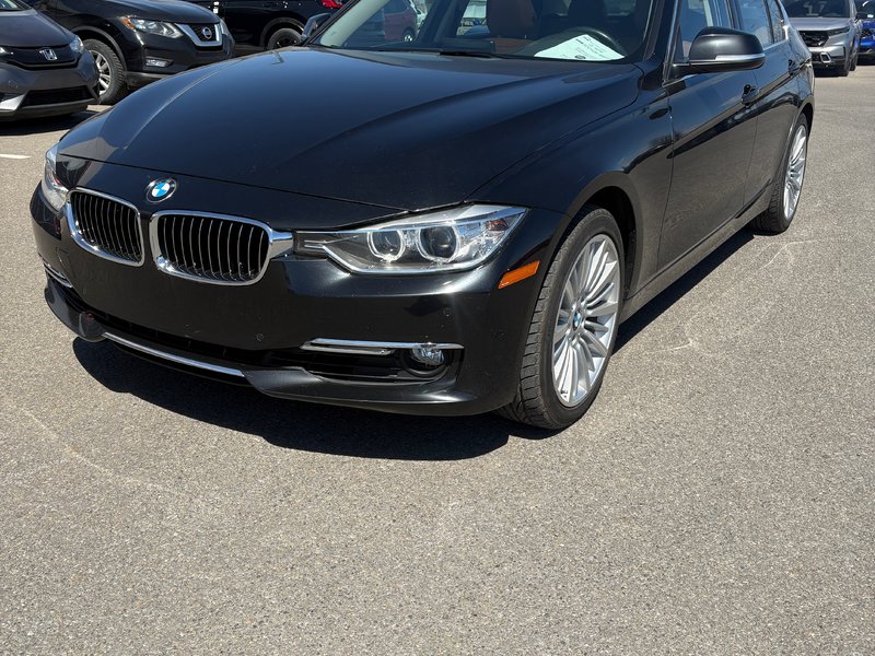 BMW 3 Series 328i xDrive 2014 à Lachenaie, Québec