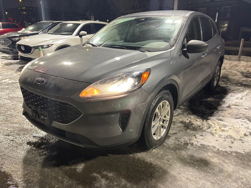 2022 Ford Escape SE in Montréal, Quebec