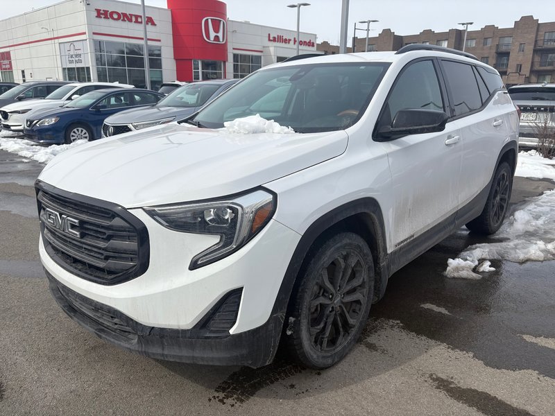 2020 GMC Terrain SLE in Montréal, Quebec