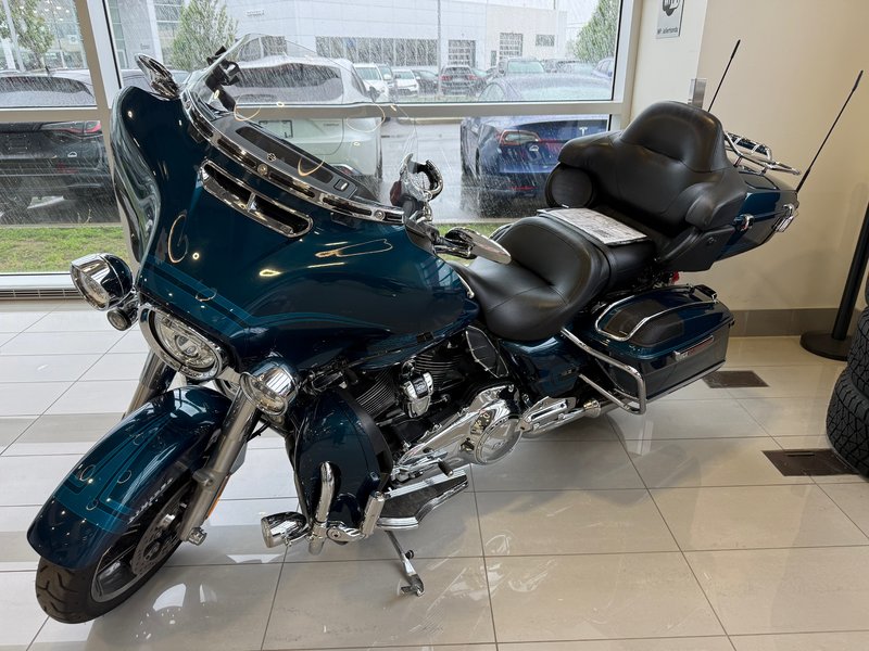 2020 Harley-Davidson FLHTK in Lachenaie, Quebec