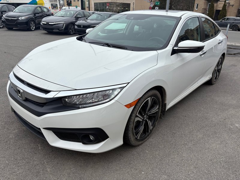 Honda Civic Sedan Touring 2018 à Montréal, Québec