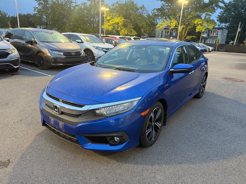 2018 Honda Civic Sedan Touring in Montreal, Quebec