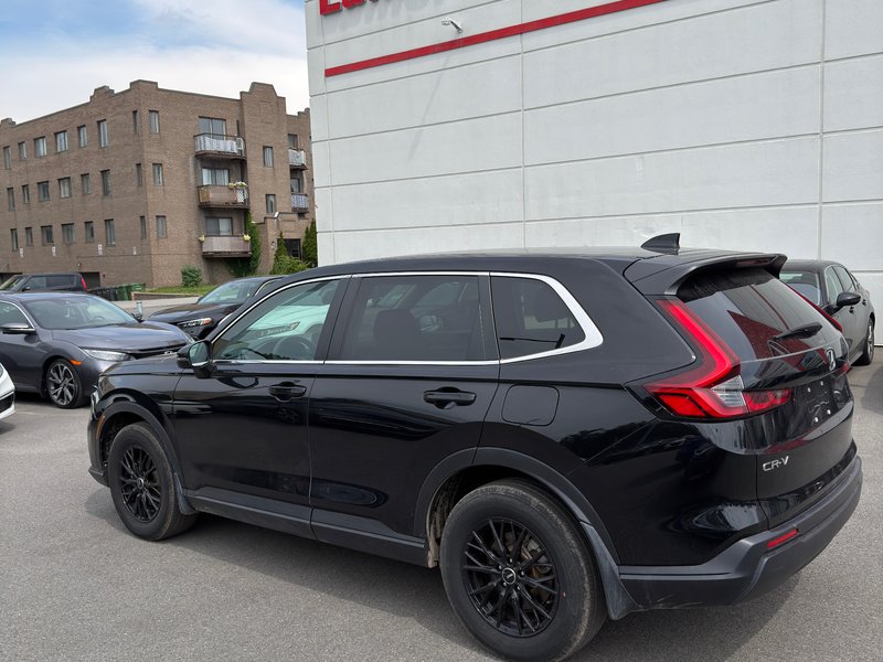 2023 Honda CR-V LX in Montréal, Quebec
