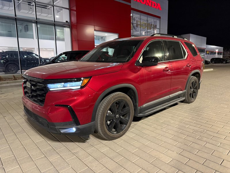 2023 Honda Pilot Black Edition in Montreal, Quebec