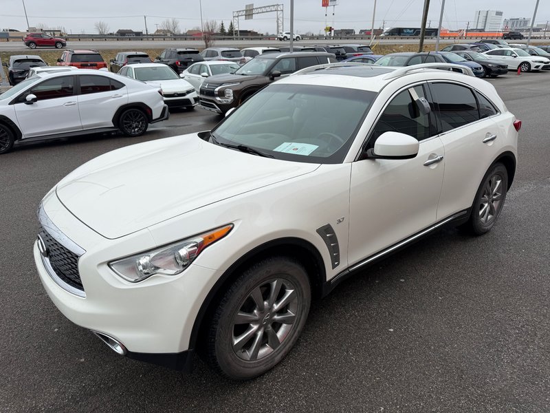 Infiniti QX70 LIMITED 2017 à Lachenaie, Québec