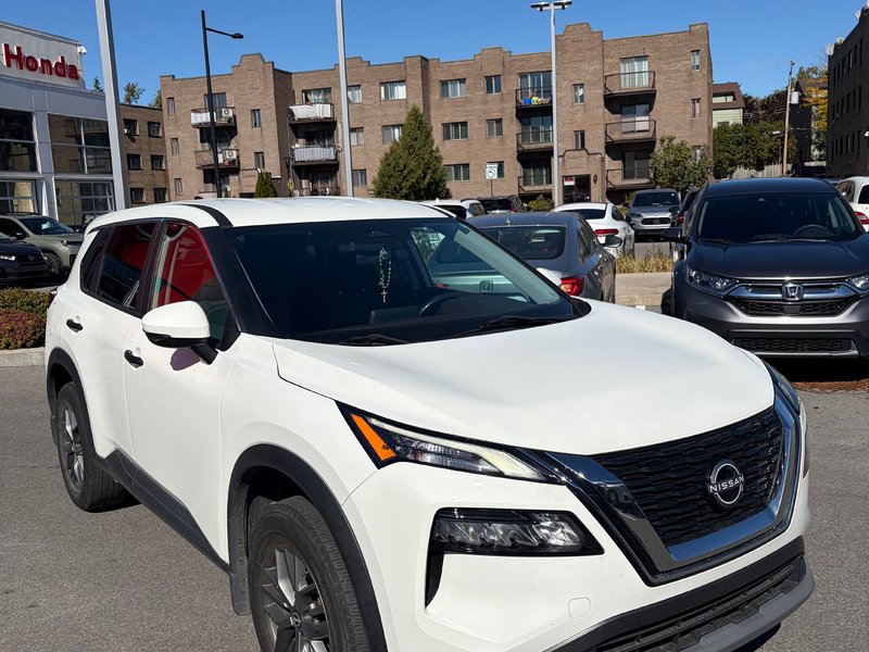 2022 Nissan Rogue S in Montréal, Quebec