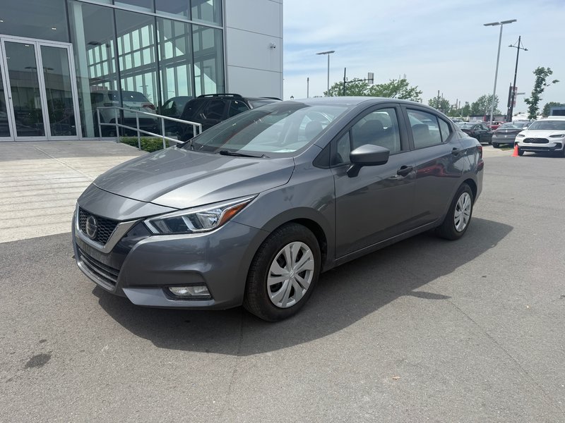 2022 Nissan Versa S in Montreal, Quebec