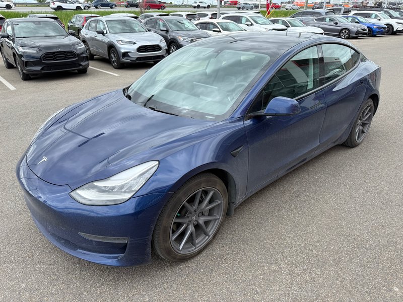 2021 Tesla Model 3 STANDARD RANGE PLUS in Lachenaie, Quebec