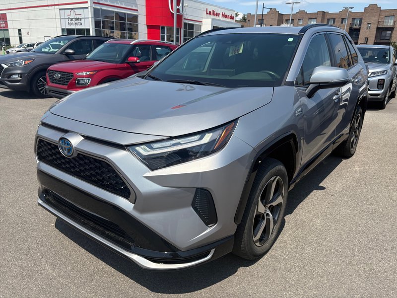Toyota RAV4 Prime SE 2024 à Montréal, Québec