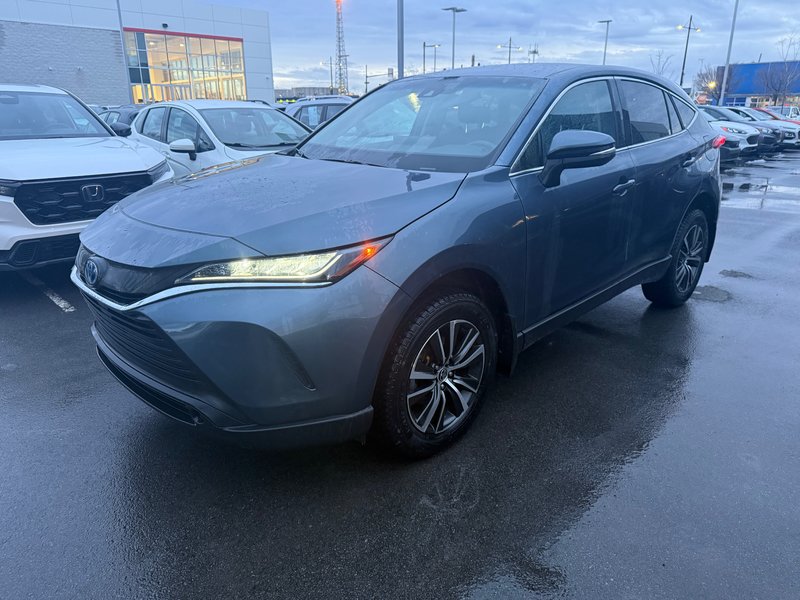 Toyota Venza LE AWD 2024 à Montréal, Québec