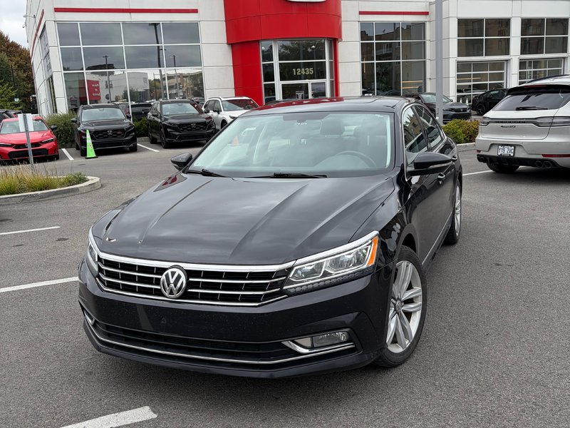 Volkswagen Passat Highline 2017 à Montréal, Québec