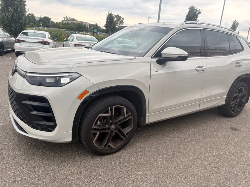 2026 Volkswagen Tiguan Highline Turbo R-Line in Lachenaie, Quebec