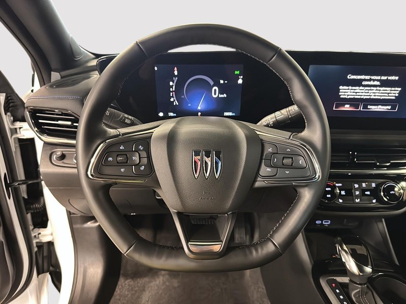 Buick Envista Sport Touring 2025 CUIR • SIÈGES CHAUFFANTS • CARPLAY • CAMÉRA DE RECUL • BLUETOOTH •+++