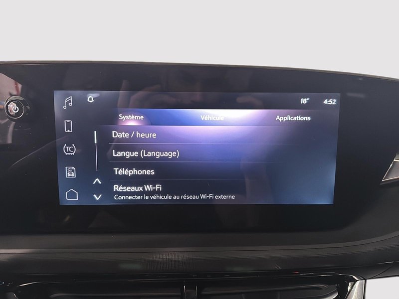 Buick Envista Sport Touring 2025 CUIR • SIÈGES CHAUFFANTS • CARPLAY • CAMÉRA DE RECUL • BLUETOOTH •+++