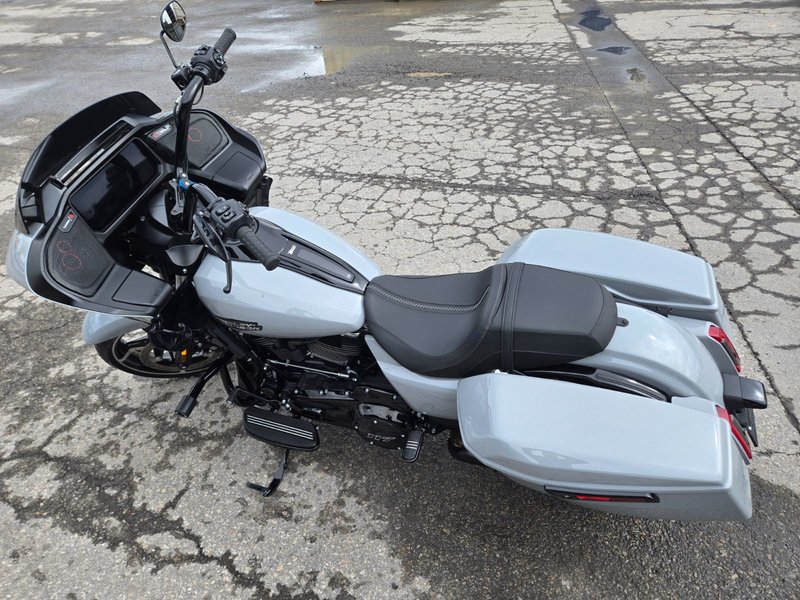 Harley-Davidson Road Glide BRAND NEW 210KM ONLY !!! 2025 117pc