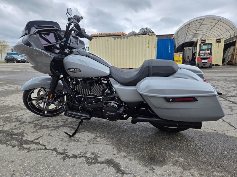 Harley-Davidson Road Glide BRAND NEW 210KM ONLY !!! 2025 117pc