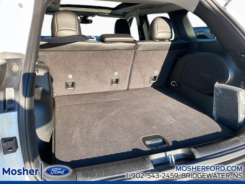 2022 Jeep Cherokee Trailhawk Elite