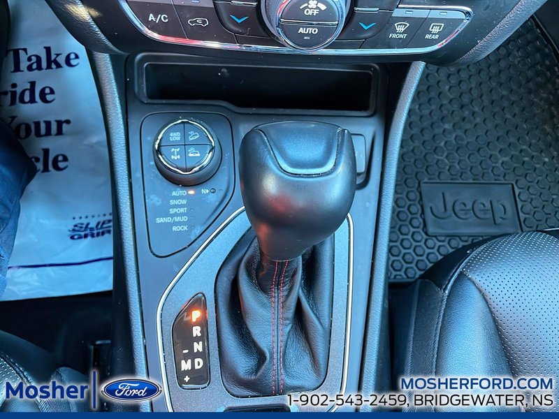 2022 Jeep Cherokee Trailhawk Elite