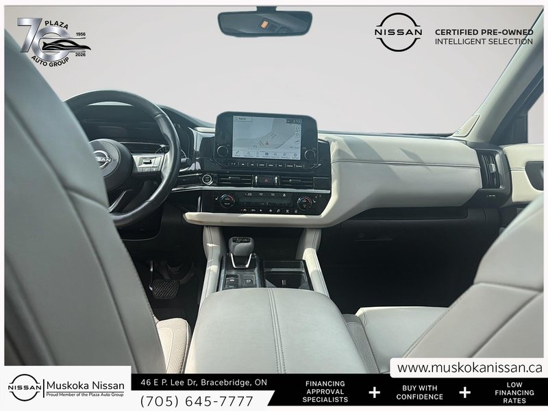 2024 Nissan Pathfinder SL