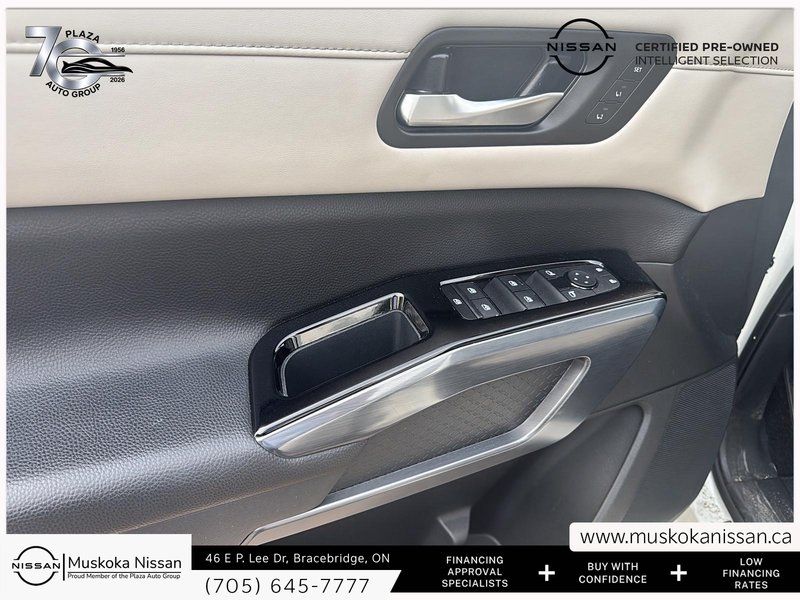 2024 Nissan Pathfinder SL
