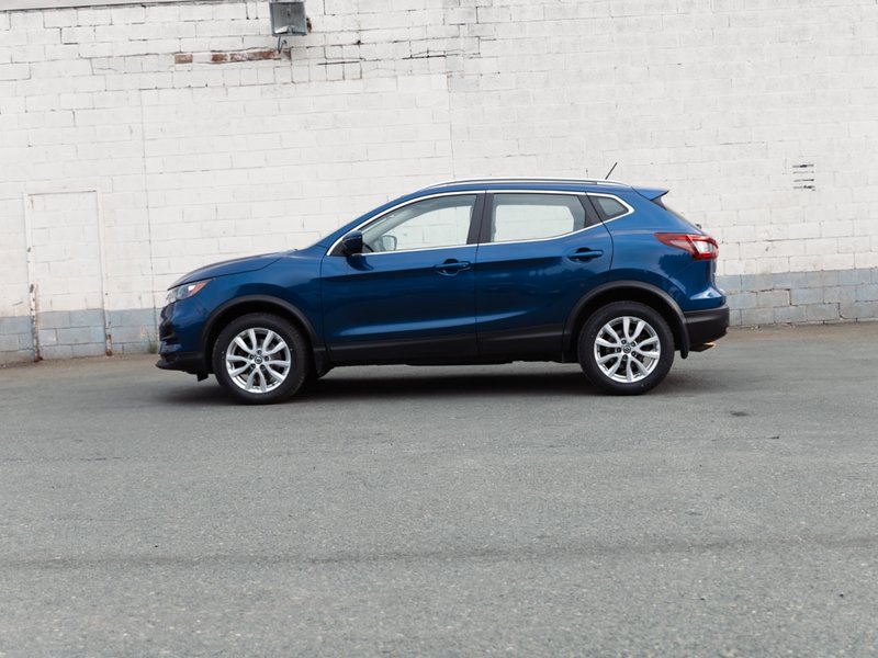 2022 Nissan Qashqai SV FWD CVT