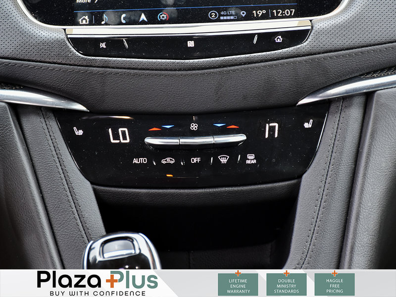 2021 Cadillac XT5 AWD Sport HEATED SEATS / BLUETOOTH / BACKUP CAMERA
