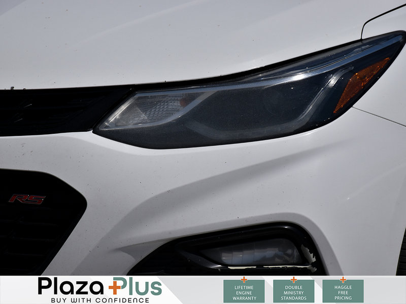 2017 Chevrolet Cruze LT HEATED SEATS / BLUETOOTH / BACK UP CAMERA