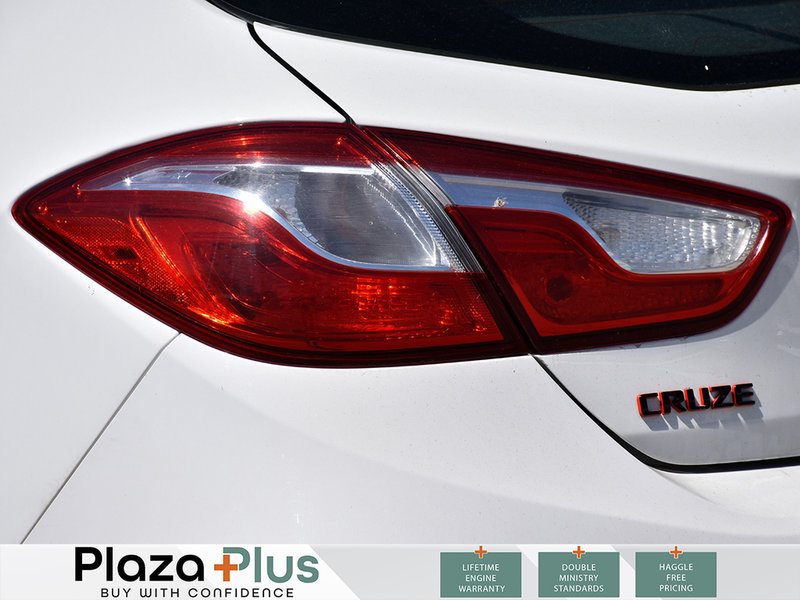 2017 Chevrolet Cruze LT HEATED SEATS / BLUETOOTH / BACK UP CAMERA