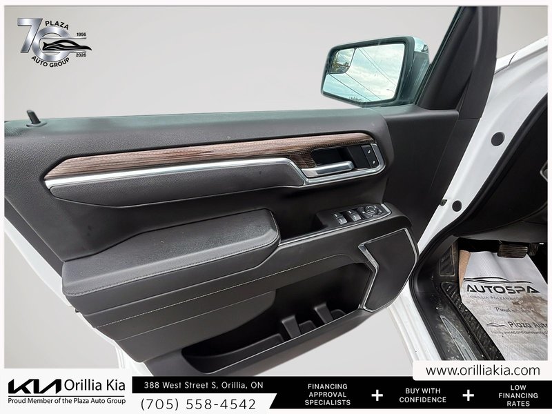 2025 Chevrolet Silverado 1500 LT 4X4 | CLEAN CARFAX | CREW CAB