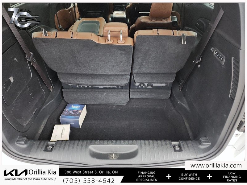 2017 Chrysler Pacifica Limited LEATHER SEATS | PANORAMIC SUNROOF | POWER SLIDING DOORS