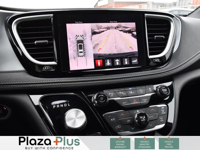 2022 Chrysler Pacifica Touring Limited 8 Passenger | Leather | Loaded