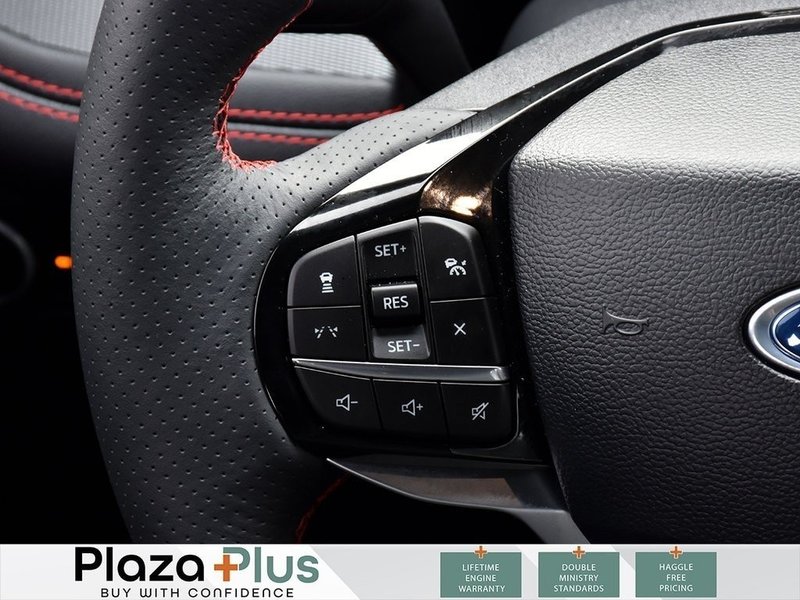 2025 Ford Explorer ST-Line 1 Owner | Clean CarFax Report | Certified |