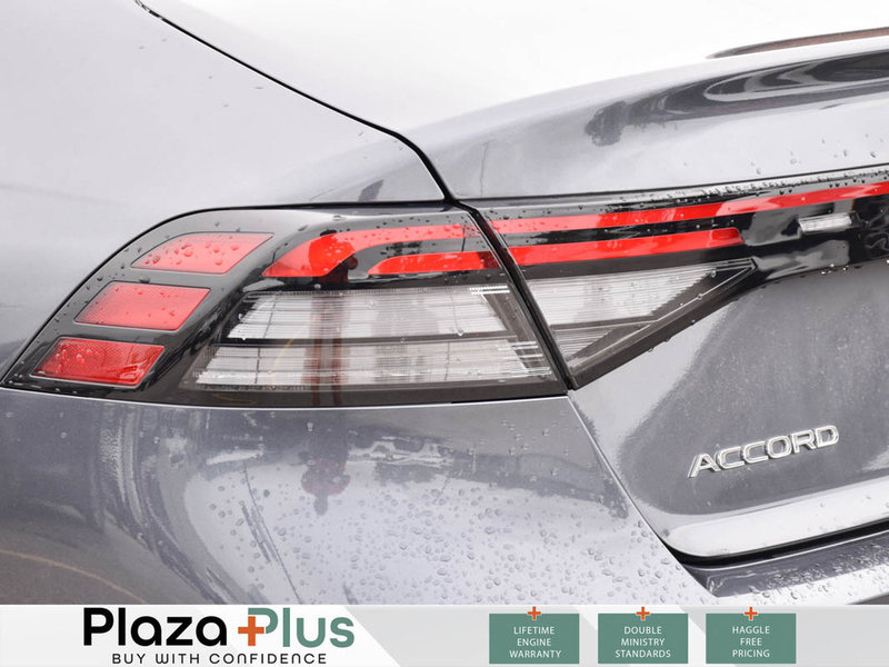 2024 Honda Accord Hybrid Touring LOW KMS | LEATHER SEATS | SUNROOF
