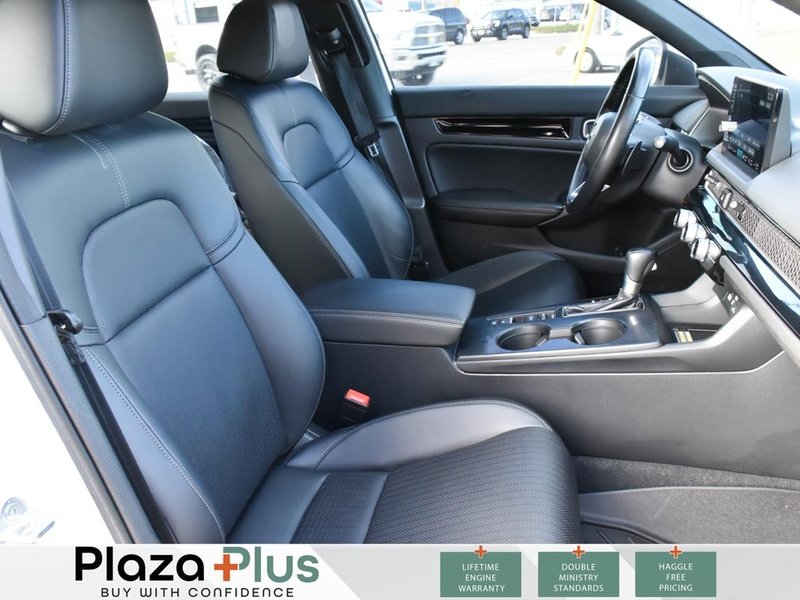 2022 Honda Civic Hatchback Sport Touring LEATHER | SUNROOF | 2 SETS OR TIRES