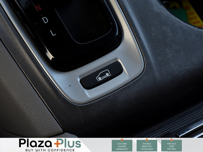 2016 Honda Pilot LX HEATED SEATS / BLUETOOTH / BACK UP CAMERA / LX