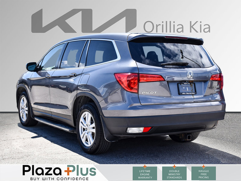 2016 Honda Pilot LX HEATED SEATS / BLUETOOTH / BACK UP CAMERA / LX