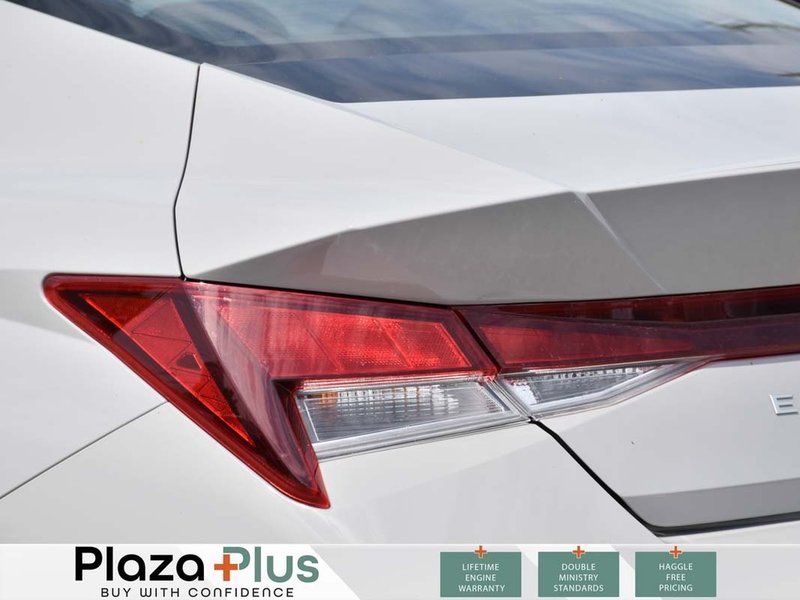 2024 Hyundai Elantra Preferred ANDROID AUTO | APPLE CARPLAY | HEATED SEATS