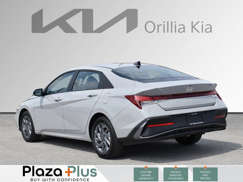 2024 Hyundai Elantra Preferred ANDROID AUTO | APPLE CARPLAY | HEATED SEATS
