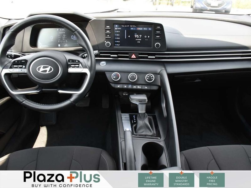 2024 Hyundai Elantra Preferred ANDROID AUTO | APPLE CARPLAY | HEATED SEATS
