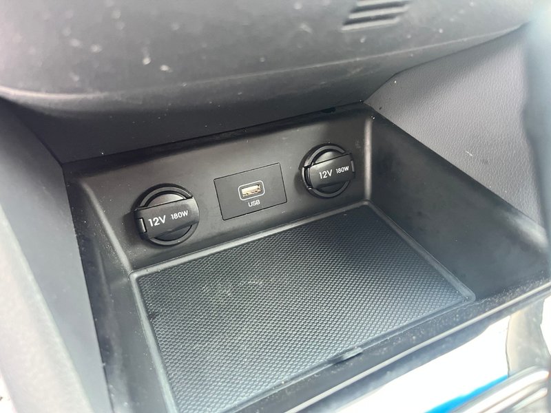 2020 Hyundai Ioniq Plug-In Hybrid Preferred ***MANAGER'S SPECIAL***