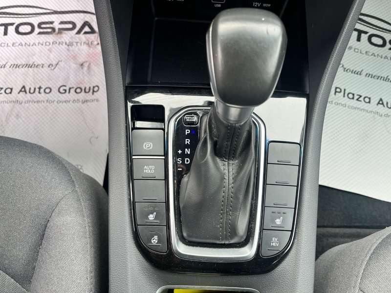 2020 Hyundai Ioniq Plug-In Hybrid Preferred ***MANAGER'S SPECIAL***