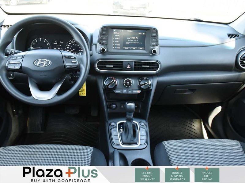 2019 Hyundai Kona Essential AWD / HEATED SEATS / 2 SETS OF TIRES
