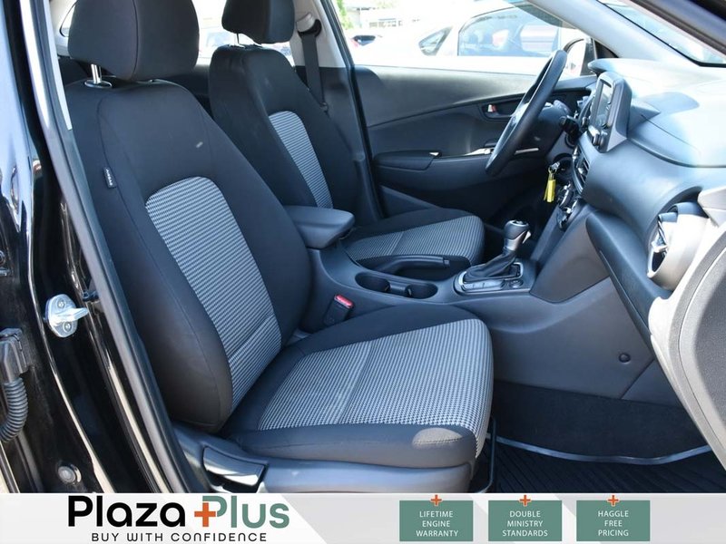 2019 Hyundai Kona Essential AWD / HEATED SEATS / 2 SETS OF TIRES