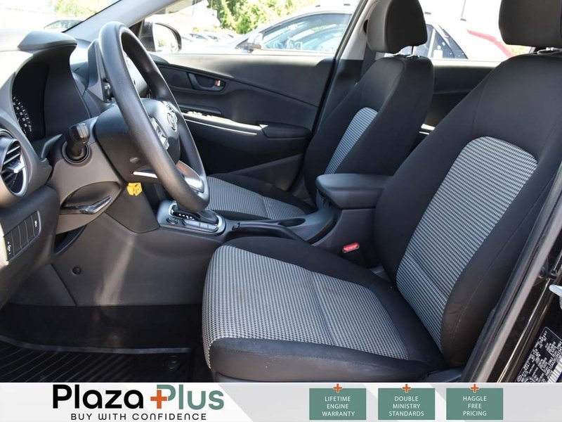 2019 Hyundai Kona Essential AWD / HEATED SEATS / 2 SETS OF TIRES