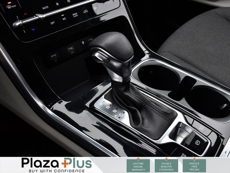 2024 Kia Carnival LX+ 8 Passenger Seating | Clean CarFax Report | Certified |