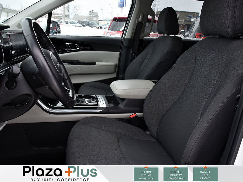 2024 Kia Carnival LX+ Clean CarFax Report | 8 Passenger | Certified |