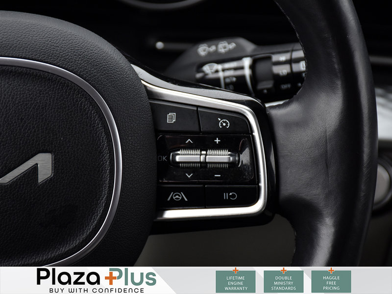 2024 Kia Carnival LX+ Clean CarFax Report | 8 Passenger | Certified |